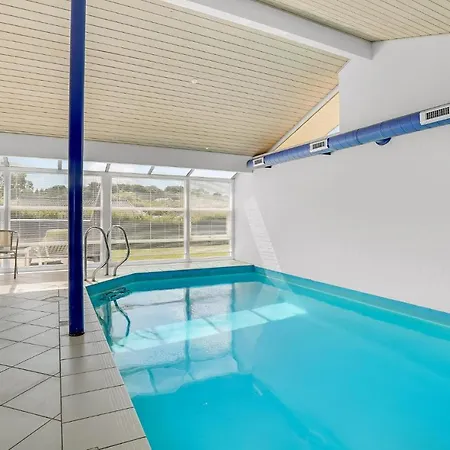 Beautiful In Bjert With Sauna Hébergement de vacances Binderup Strand